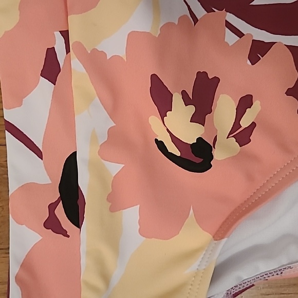 FRESHWATER WOMENS HIGH LEG HIGH WAIST PEACH FLORAL BATHING SUIT BOTTOMS SMALL - Picture 3 of 12